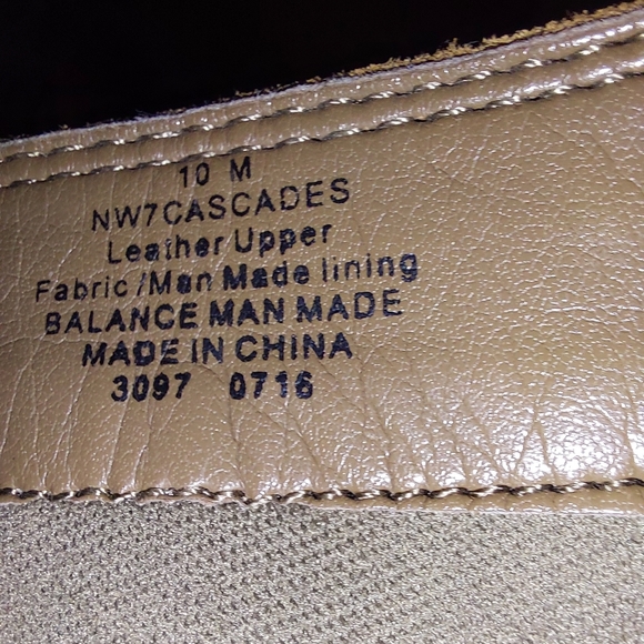 NINE WEST "CASCADES" SUEDE BACK LACE UP TALL BOOTS - Picture 8 of 14